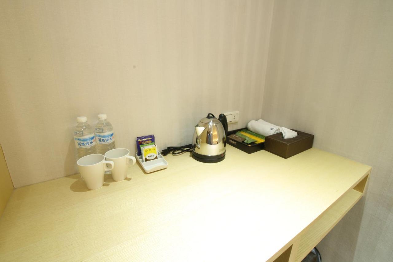 Hotel Simple Life Kao-siung Exteriér fotografie
